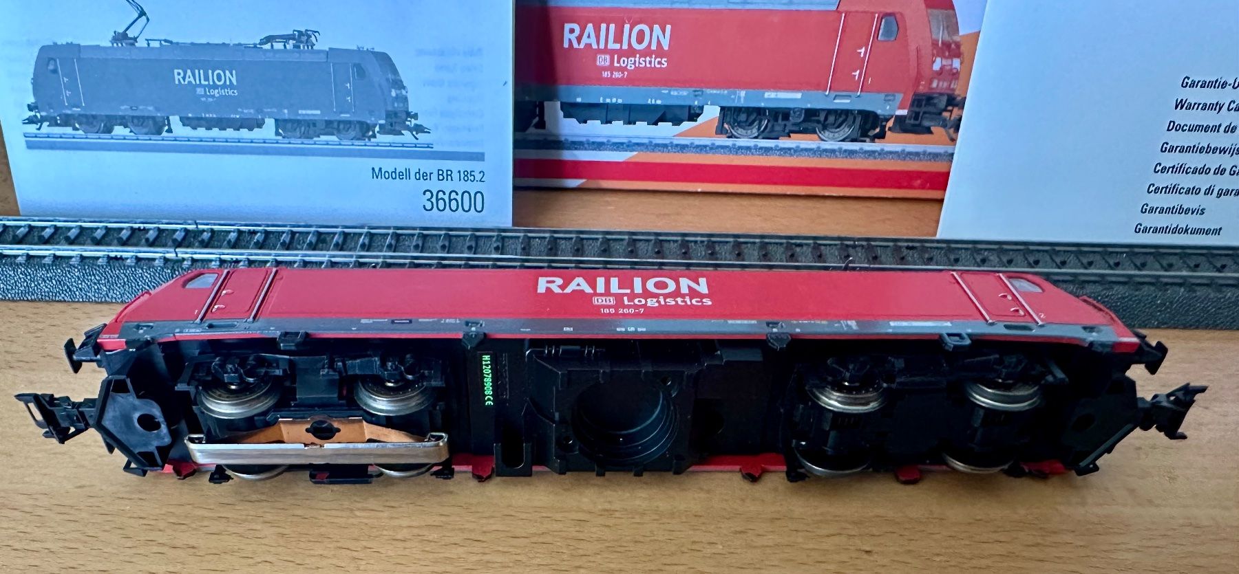 Märklin Modellini di ferrovie: Märklin 36600 DB Railion Lok Digital – Usato da Oftringen venduto da ib.85 7