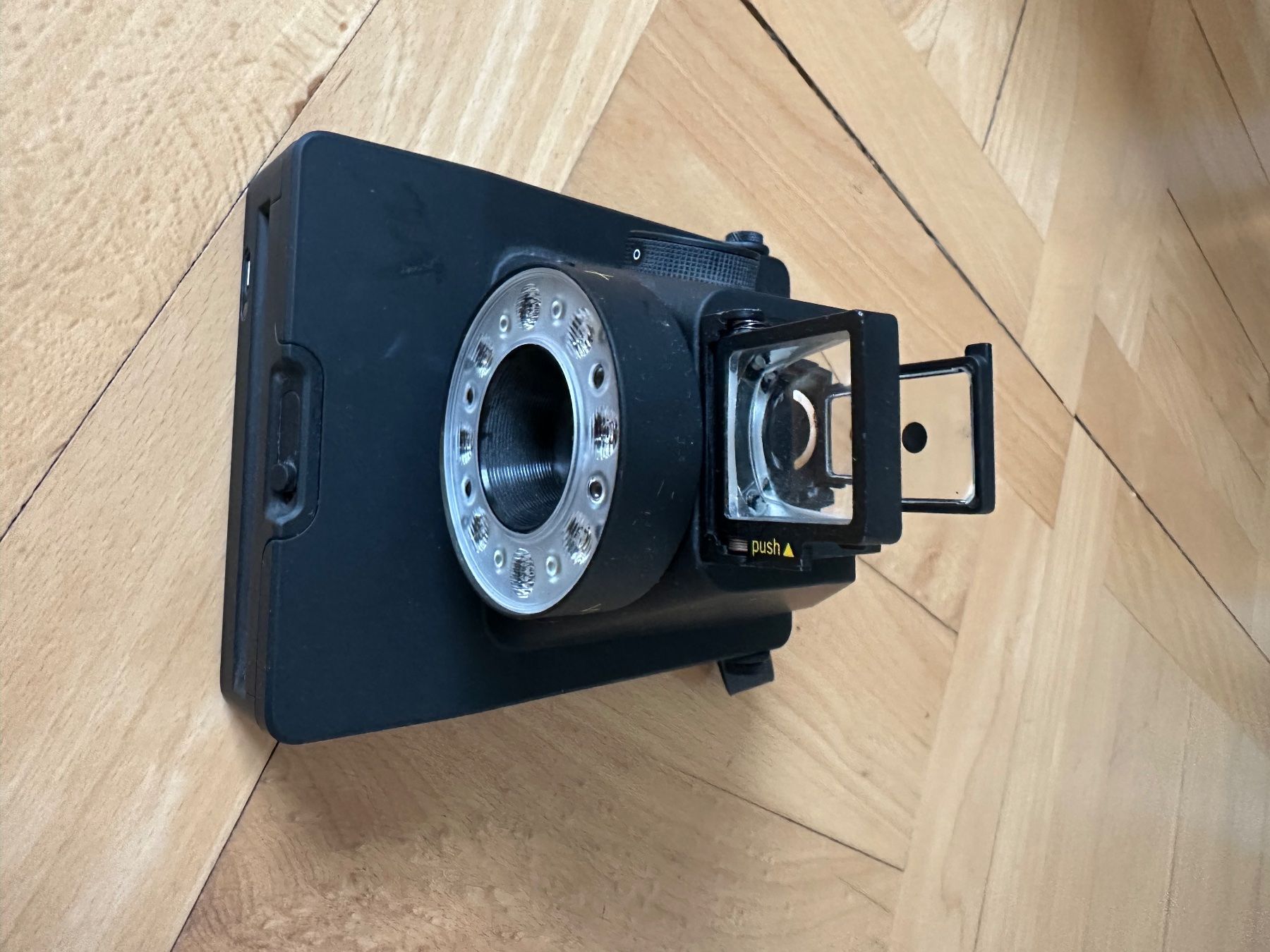 Polaroid Fotocamera: Polaroid Sofortbildkamera Impossible I - 1 – Difettoso da Wil SG venduto da sternli123 5