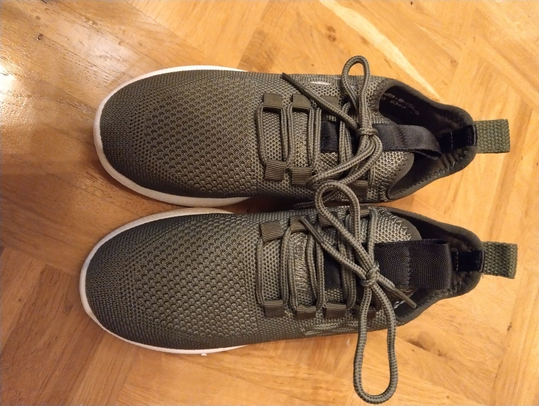 Scarpe da uomo: Vty Sneaker, Khaki, Gr. 32, Top Zustand – Usato da Oberdorf NW venduto da niederj 1
