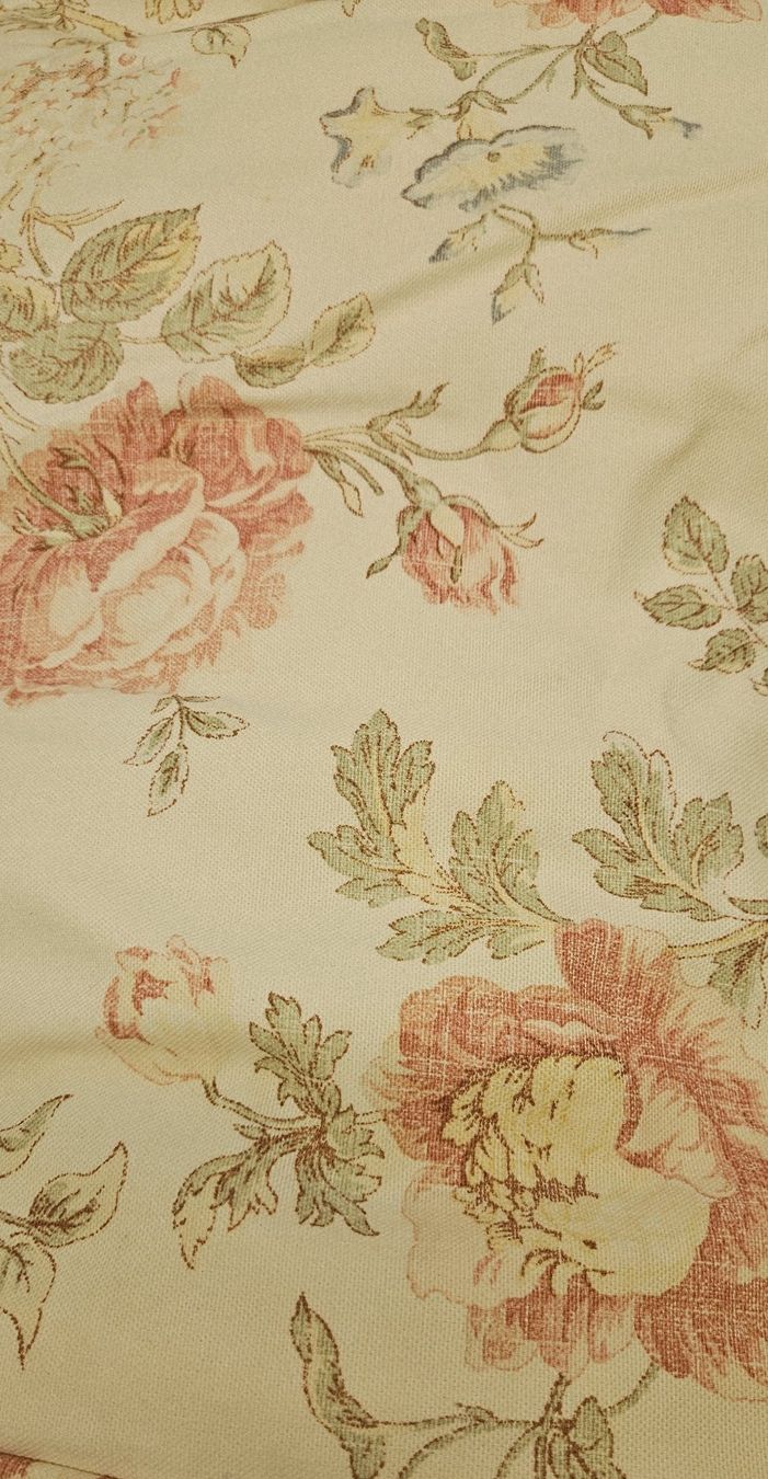 Ikea Divani: IKEA Récamiere mit weiterem Bezug mit Blumenmuster – Usato da Tägerwilen venduto da eng_9pwb 3