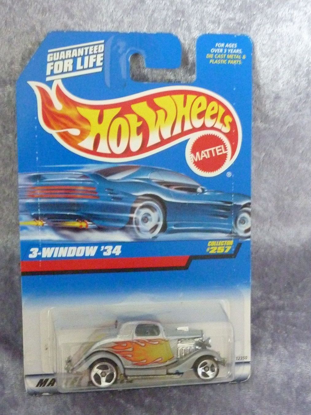 Hot Wheels Modellini d'auto: Ford 3-Window 1934  1:64 – Nuovo e nell'imballaggio originale da Dürrenäsch venduto da modellautos4you