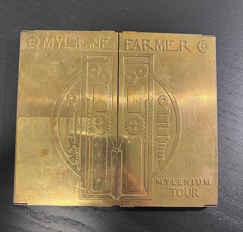 CD: CD Collector Mylène Farmer  Mylenium Tour – Usato da Coppet venduto da diablogogo