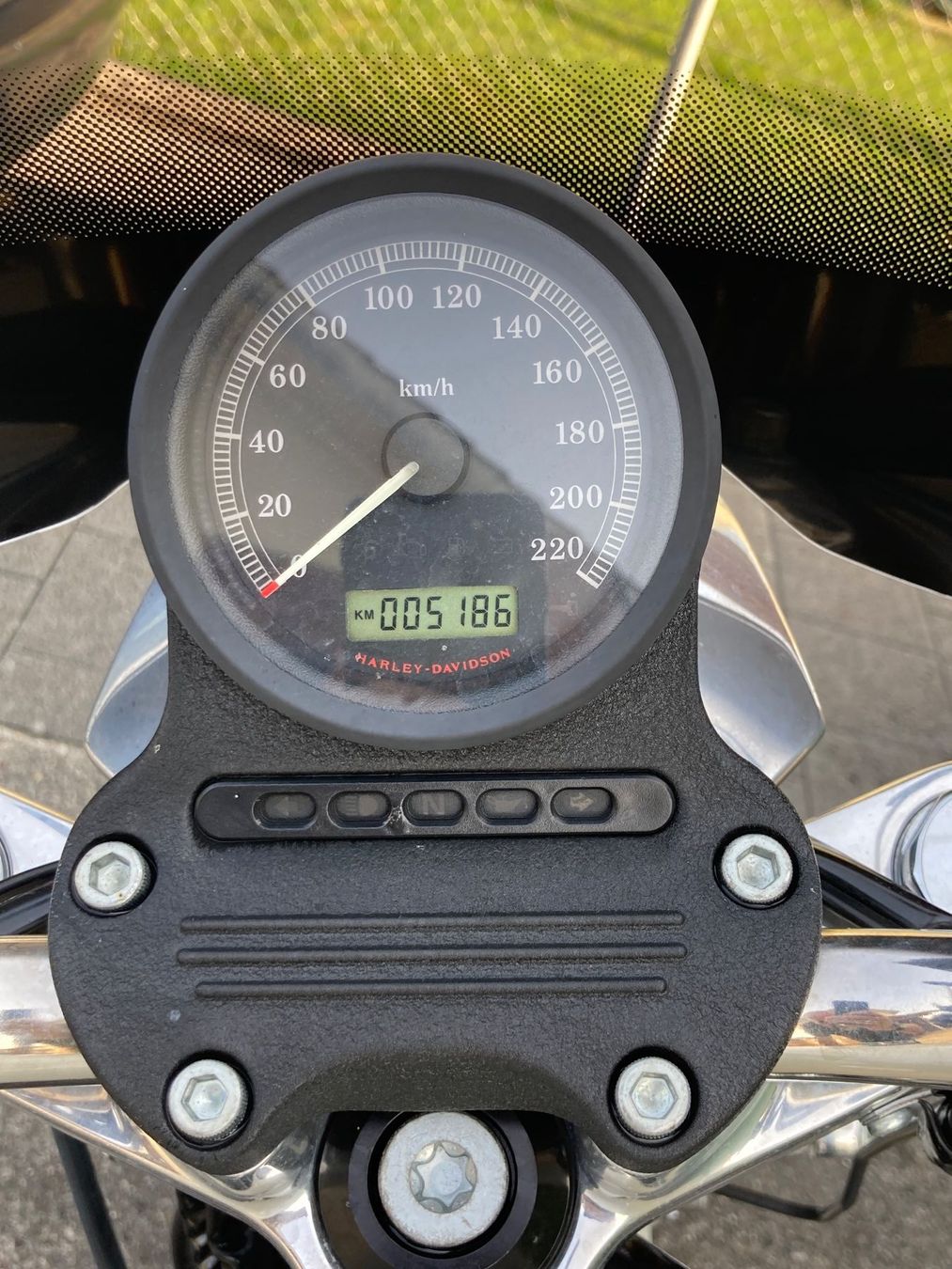 Harley-Davidson Chopper: Harley Davidson XL883L Super Low, weiss – Usato da Utzenstorf venduto da MIDY01 5