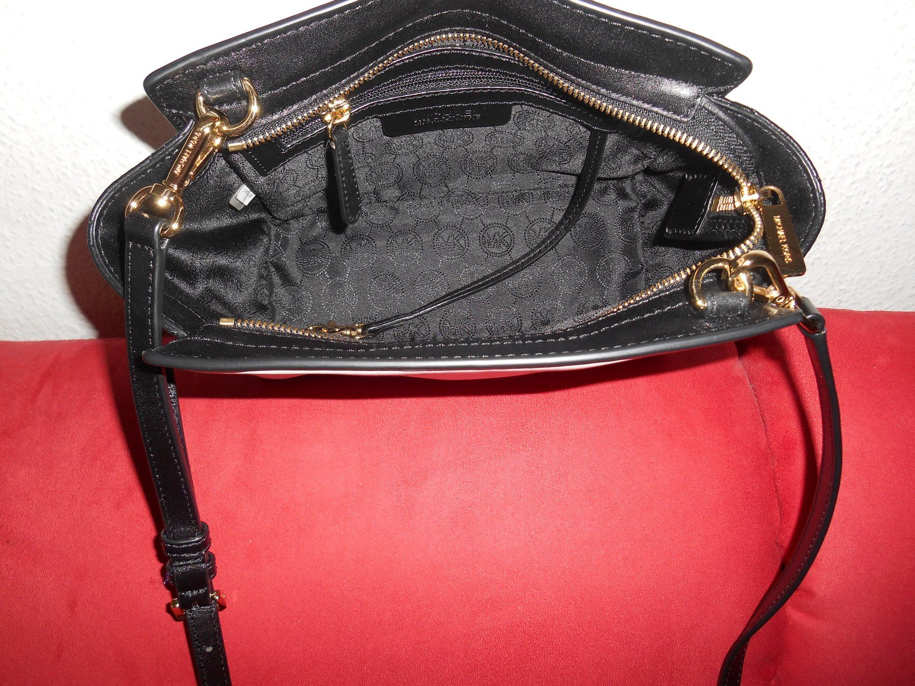 Michael Kors Borse da donna: Michael Kors Leder Umhängetasche – Usato da Basel venduto da Birs868 6