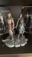 Assassins Creed Statuen Maria und Aguilar