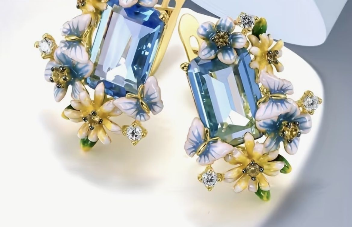 Orecchini pendenti & Orecchini a lobo: *Traumhafte Ohrringe mit blauem Stein und Blumen Dekor – Nuovo e nell'imballaggio originale da Saanen venduto da SoniaMichaela 2