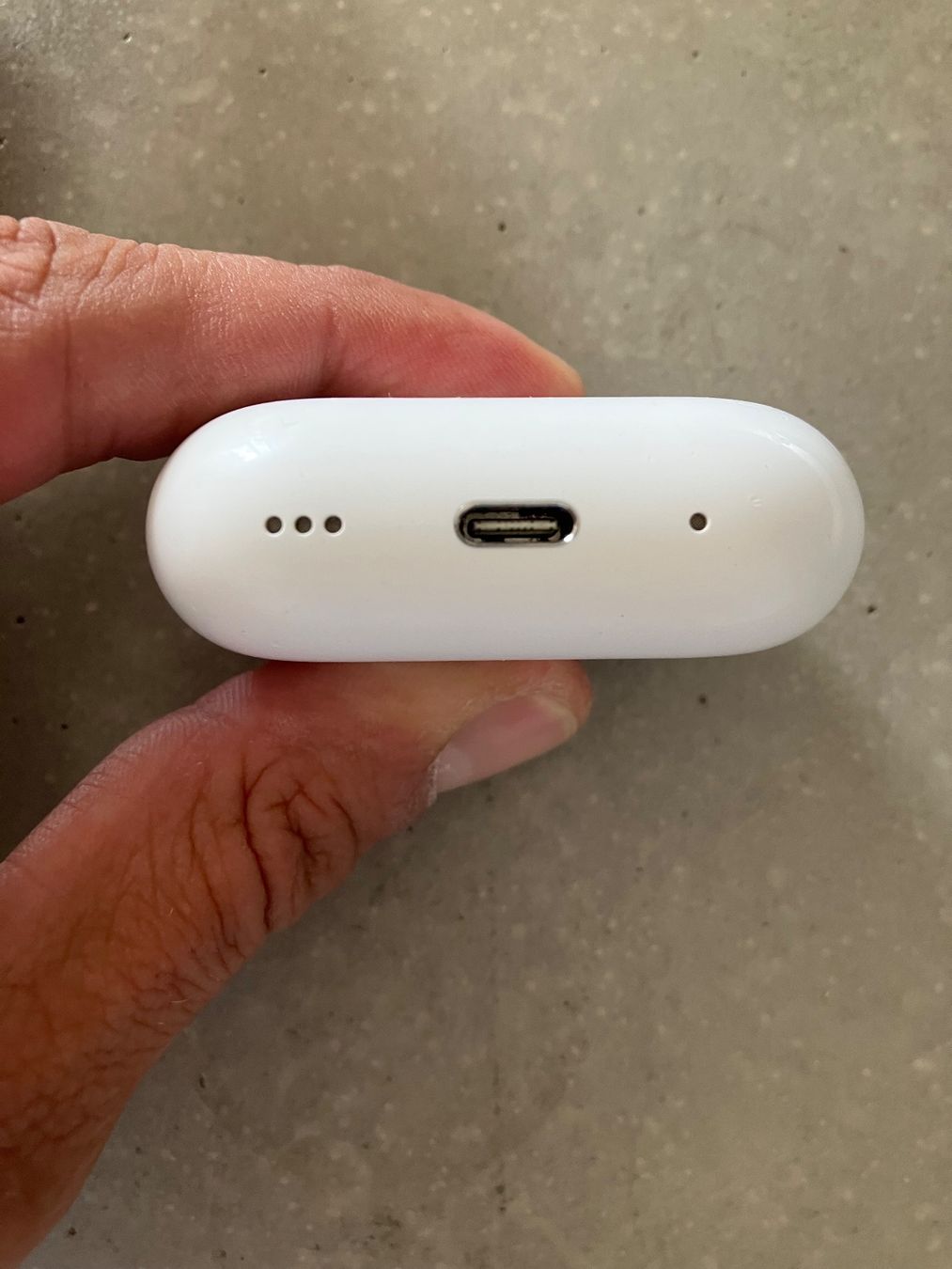 Apple Kopfhörer: APPLE AIRPODS PRO 2 Case – Gebraucht aus Lausanne von mr.v 7