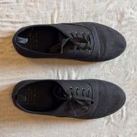 Baskets noires • taille 36 • très bon état