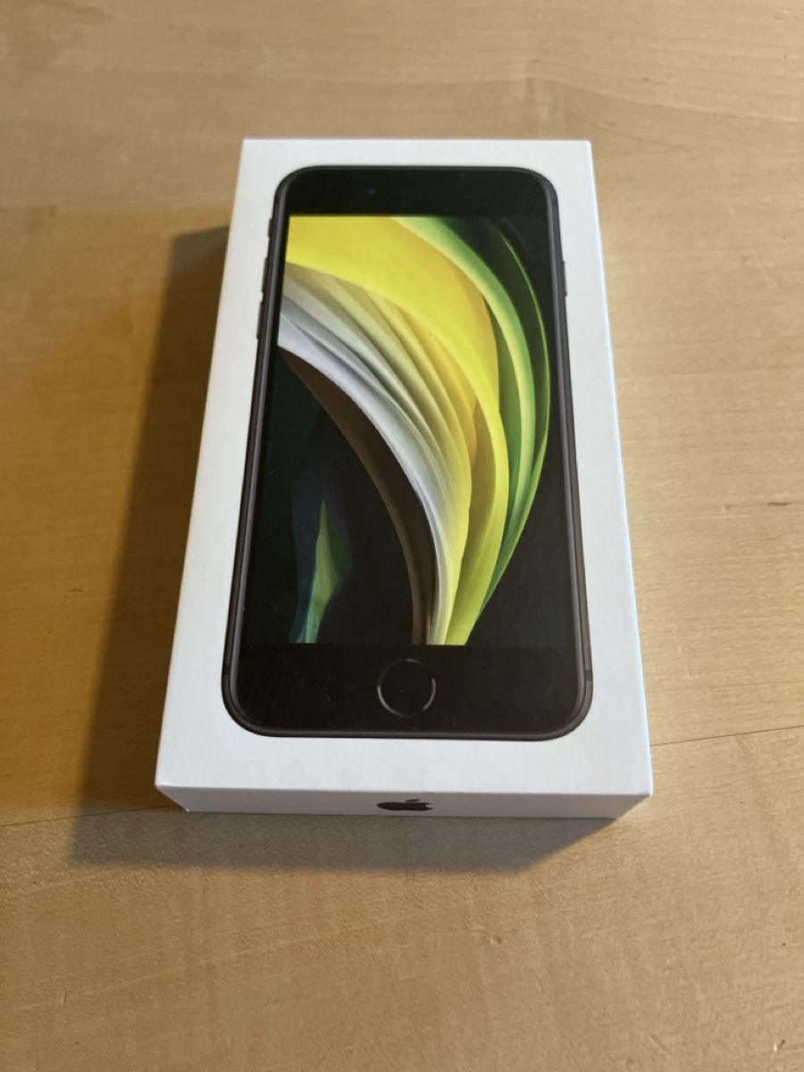 Apple Telefoni cellulari / Smartphones: iPhone SE 2020 – Difettoso da Heimiswil venduto da retowidmer
