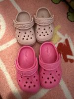 Due paia di Crocs originali da bimba, taglia C4
