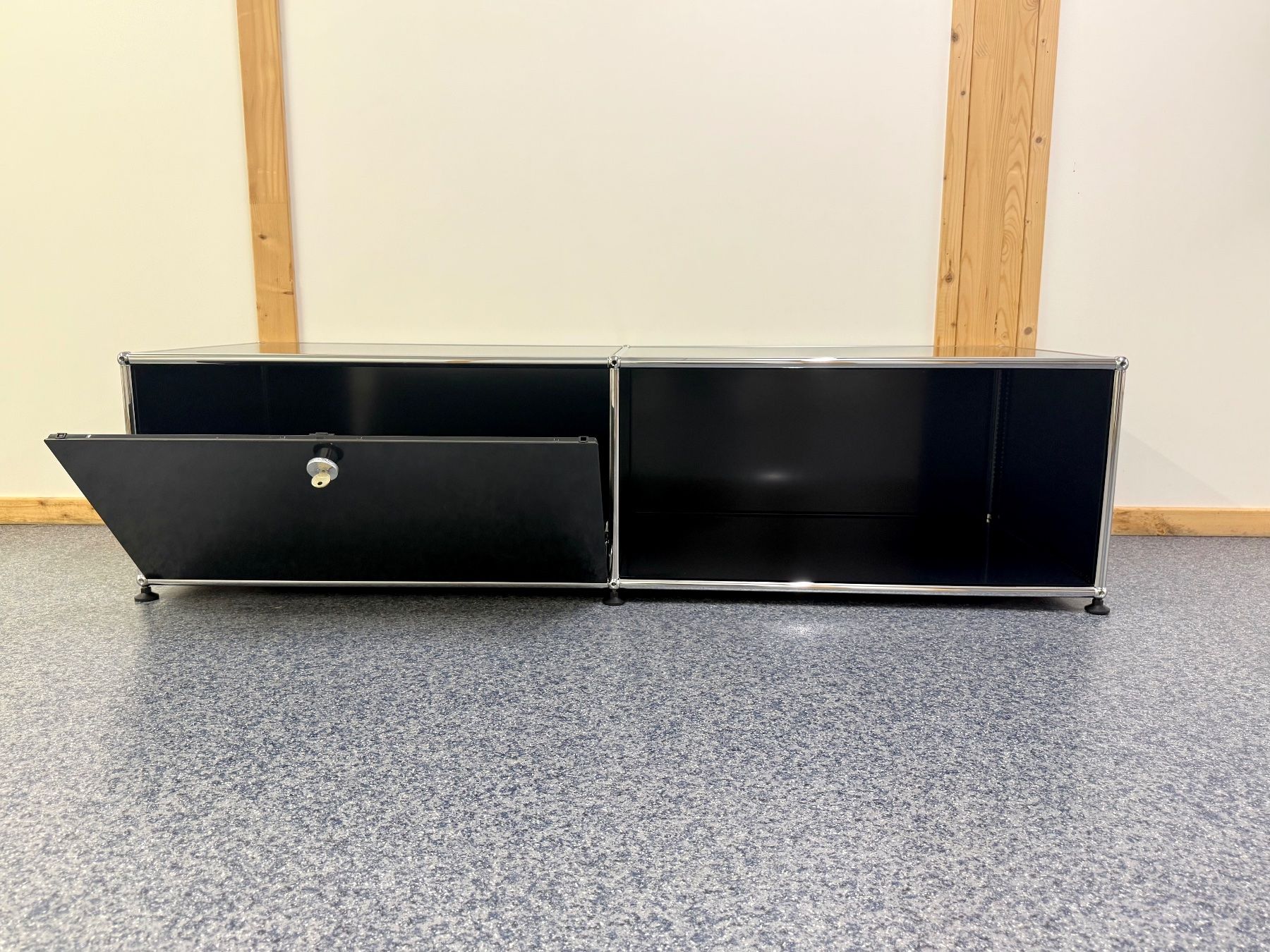 USM Scaffali: 😍USM Haller😍 Designer TV Lowboard Regal – Usato da Allschwil venduto da BluColibri 6