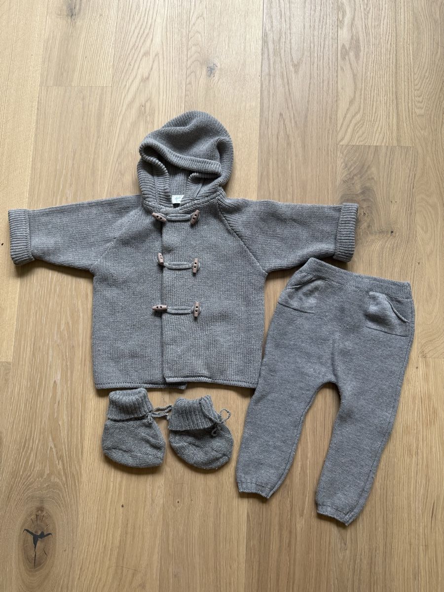 Lotti & Set di vestiti: Frilo Set 100% Merinowolle Swiss Made – Usato da Dielsdorf venduto da sto_p6nw