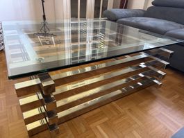 Salontisch mit Glasplatte und Metallgestell