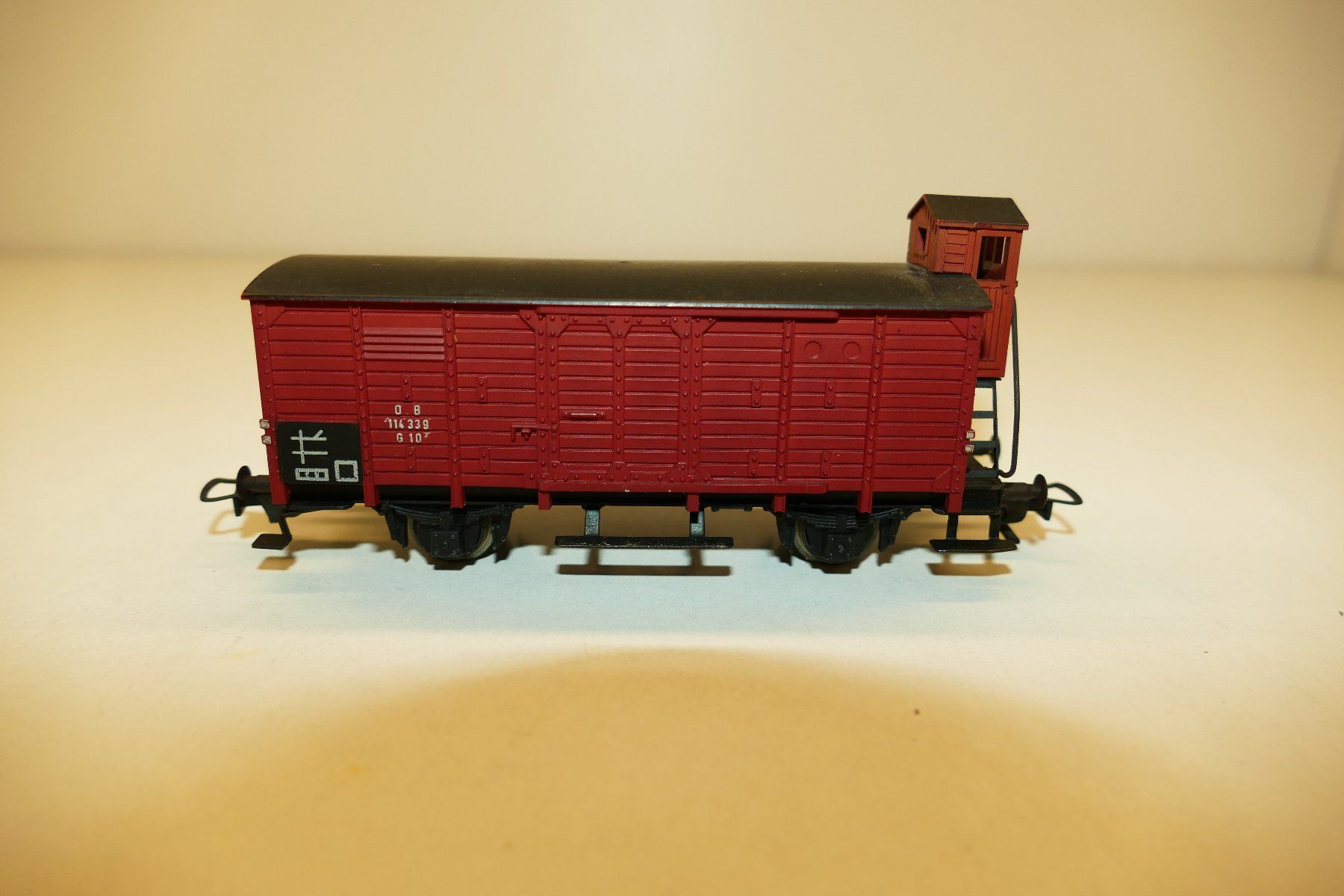 Fleischmann Modelleisenbahnen: Fleischmann H0: DB gedeckter Güterwagen G10 – Gebraucht aus Niederhasli von rail-duerst 3