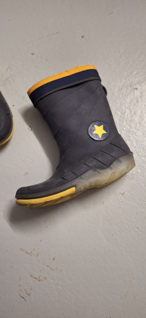 Scarpe per ragazzi: Stiefel grösse 31 – Usato da Othmarsingen venduto da Dijana1985 1