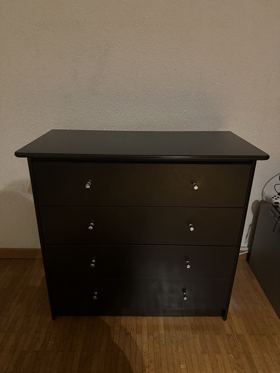 Schwarze Kommode Mit 4 Schubladen Aus Stoff – Hoher Aufbewahrungsturm, Mit 2 Regalen, Kippgeschützt | Für Schlafzimmer, Flur, Kinderzimmer