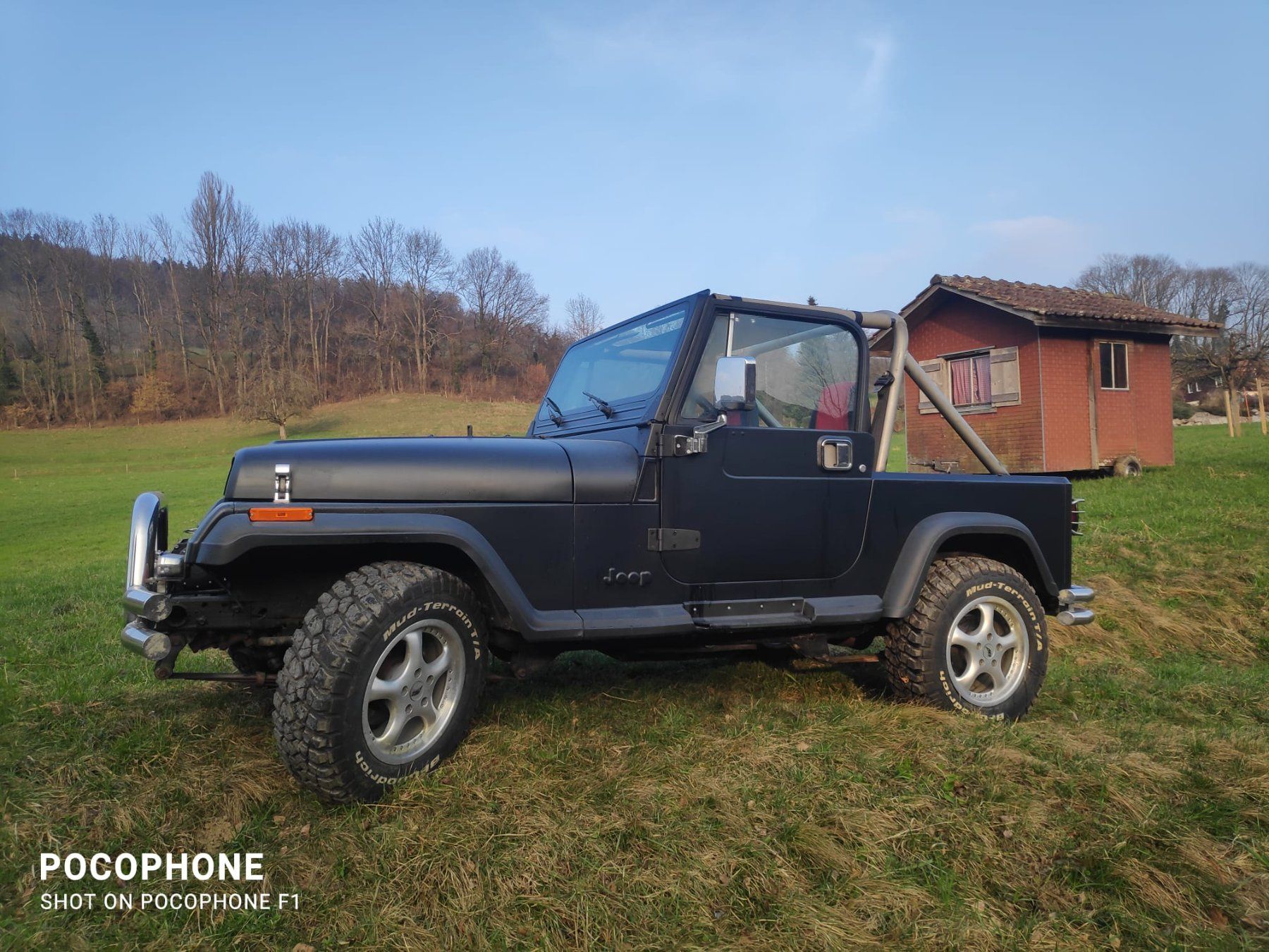 Jeep Automobili: Jeep Wrangler – Usato da Reinach AG venduto da GarageDenis 2