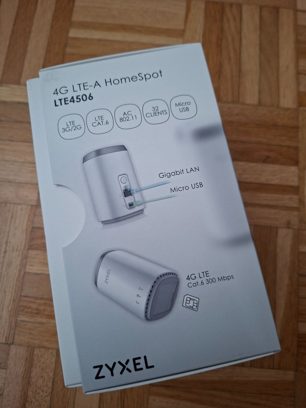 Zyxel Modems & Routeurs: ZYXEL LTE 4506 – D'occasion à Kloten par smatsa 1