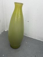 Grosse Glasvase gelblich aus Glas