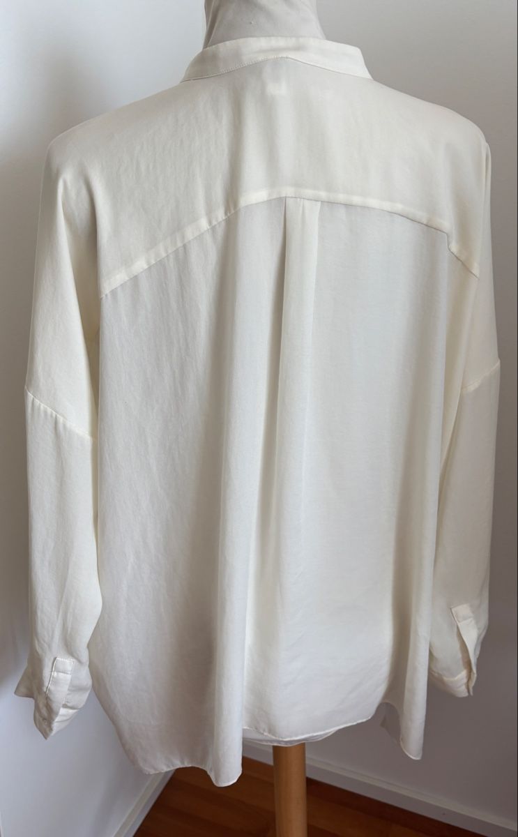 Cos Camicette: COS Bluse Hemd 40 Creme oversize – Usato da Rheinfelden venduto da nad_6hrl 2