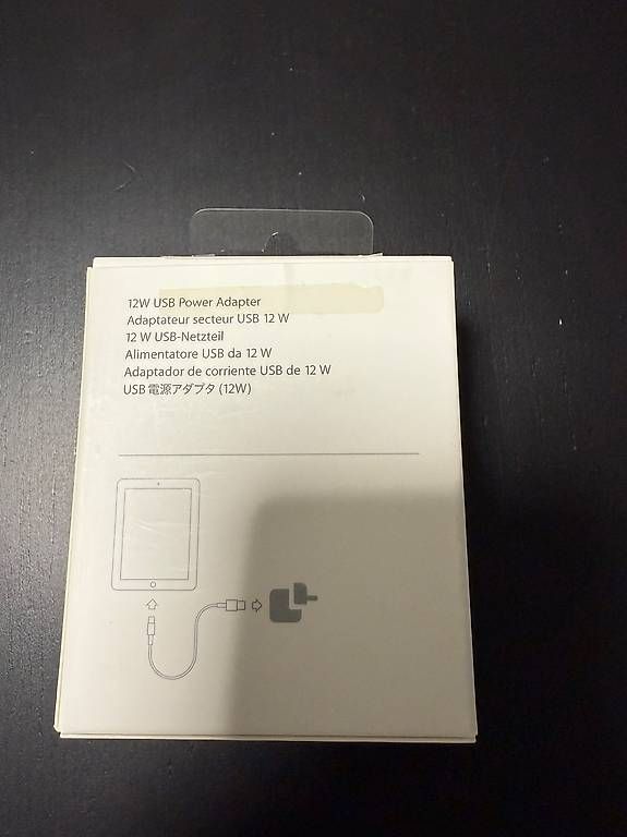 Apple Caricabatterie: iPhone charger power adapter – Nuovo e nell'imballaggio originale da Coldrerio venduto da Crivelli 1