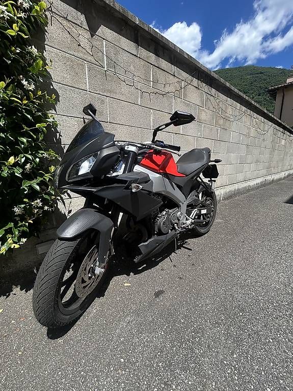 Strasse: vendo aprilia tuono 125  – Gebraucht aus Losone von pda_nb2f 2