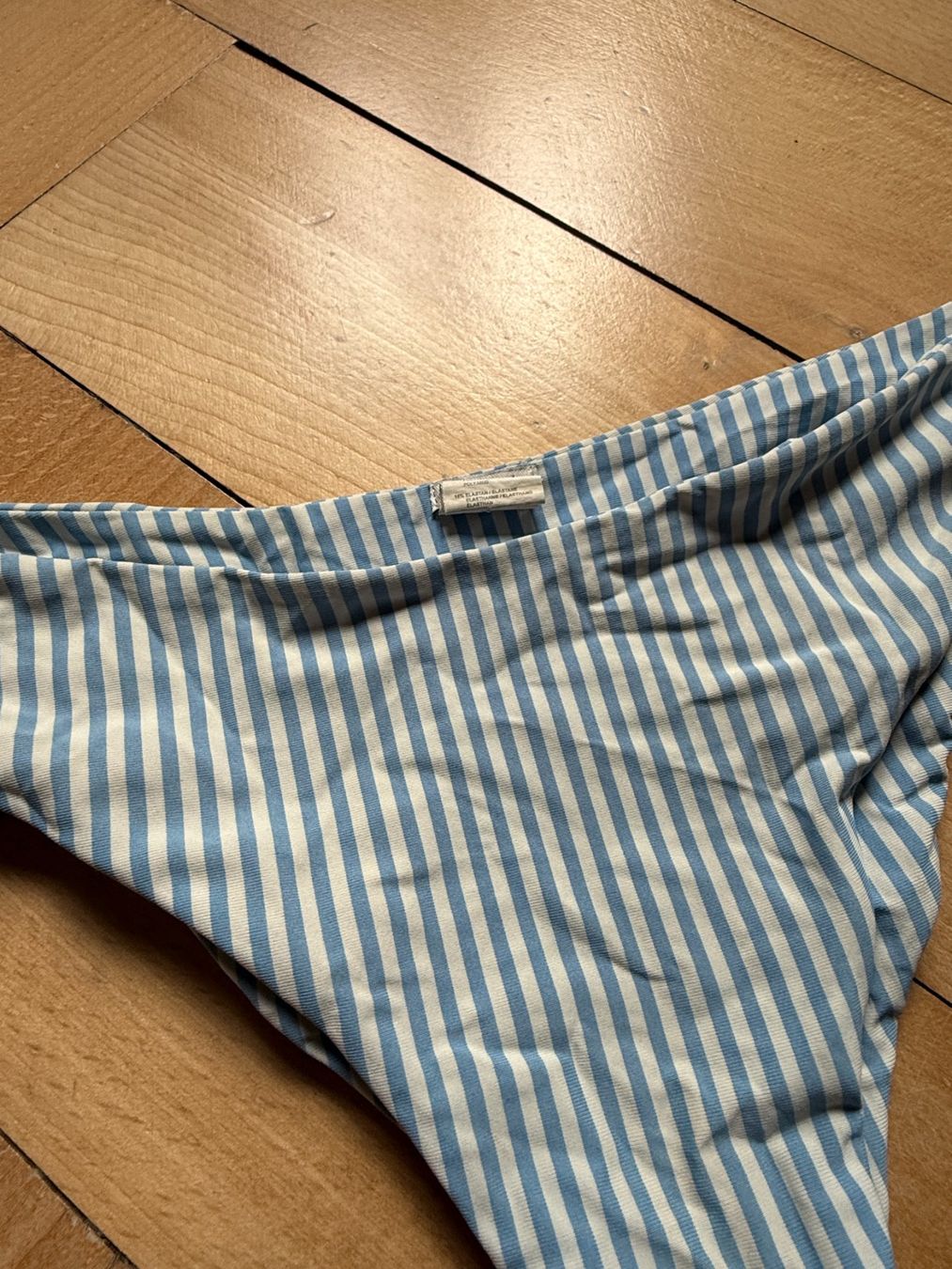 Costumi da bagno & Bikini: SUBDUED - Bikini Slip hellblau-weiss gestreift XS – Usato da Zürich venduto da Diazaio 1
