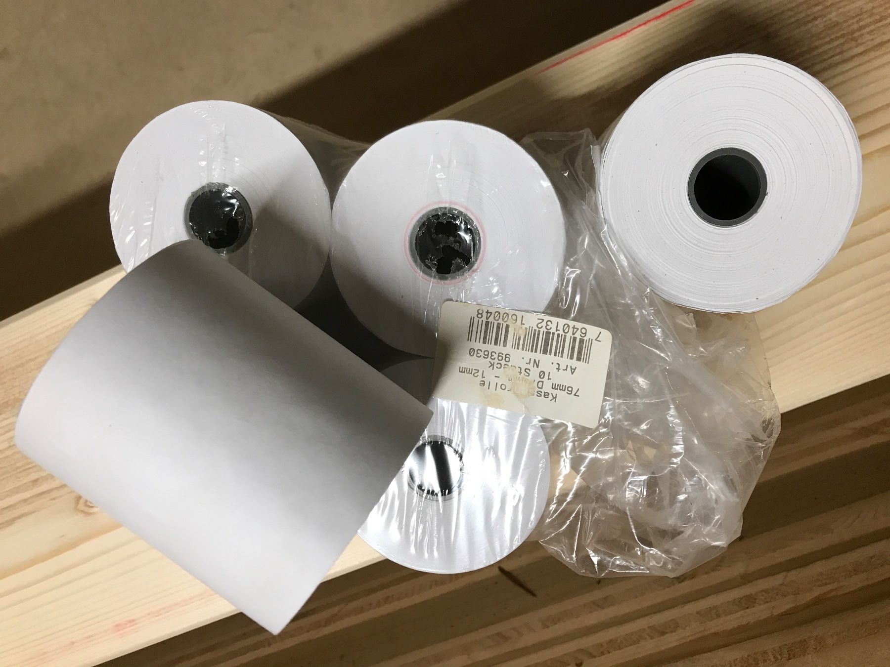 Papiere: 6 Kassenrollen 76 mm / 12 mm – Gebraucht aus Muttenz von U41g 1