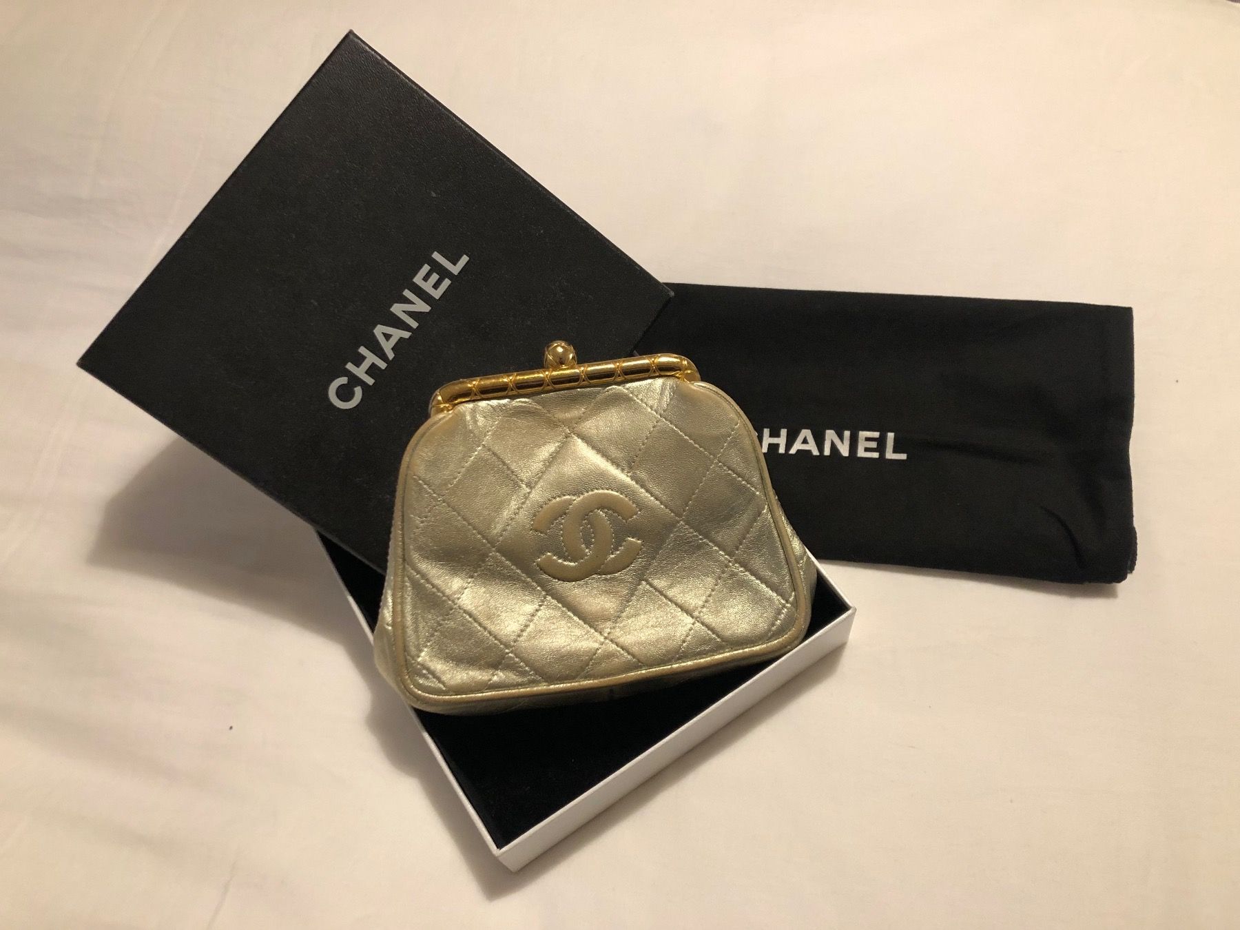 Chanel Borse da donna: Vintage CHANEL bag – Usato da Lugano venduto da Yanches