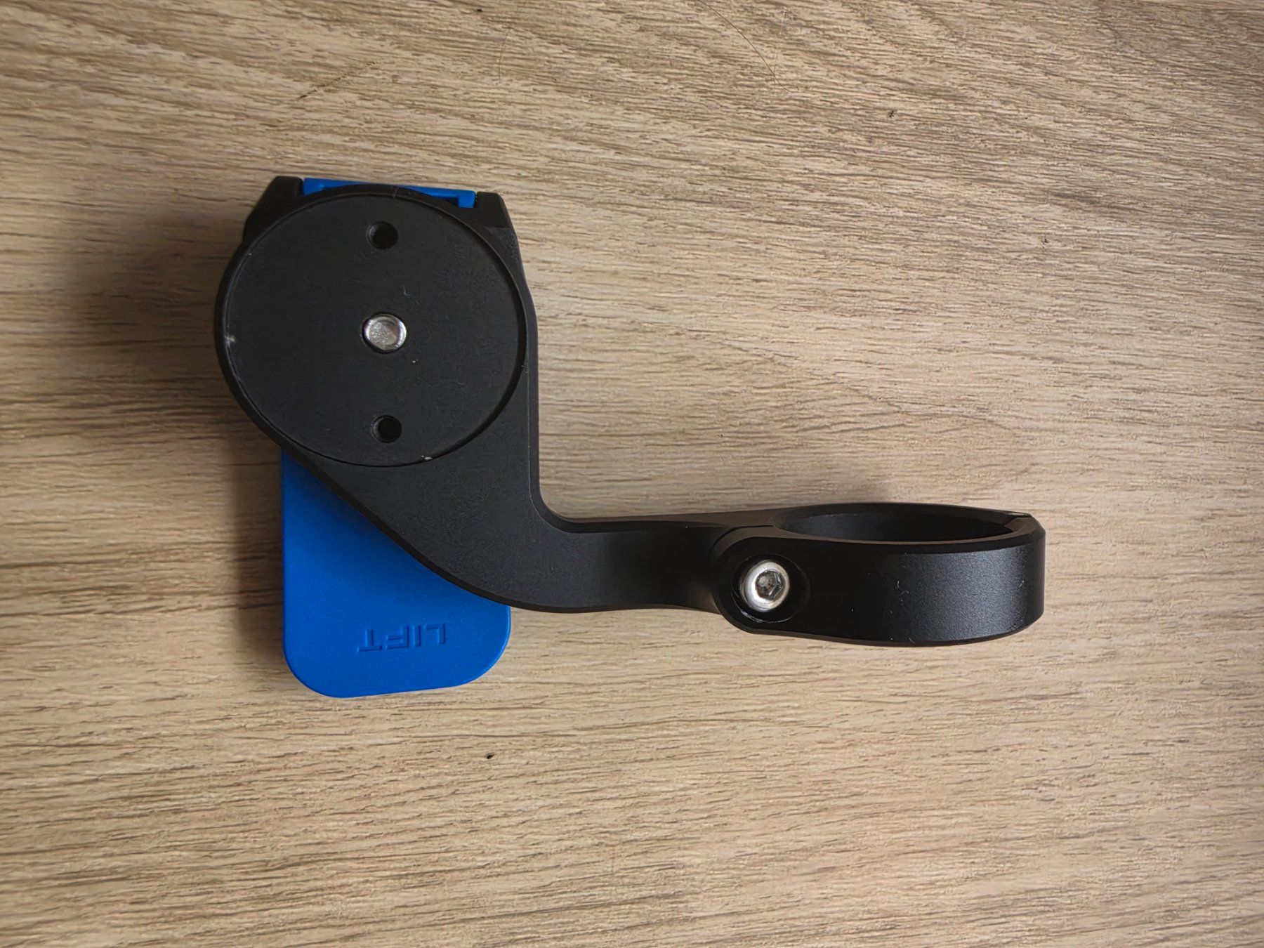 Quad Lock Supporti per biciclette: Quad Lock Out Front Mount - Velo Handyhalterung – Usato da Bern venduto da nic_k9sl 2