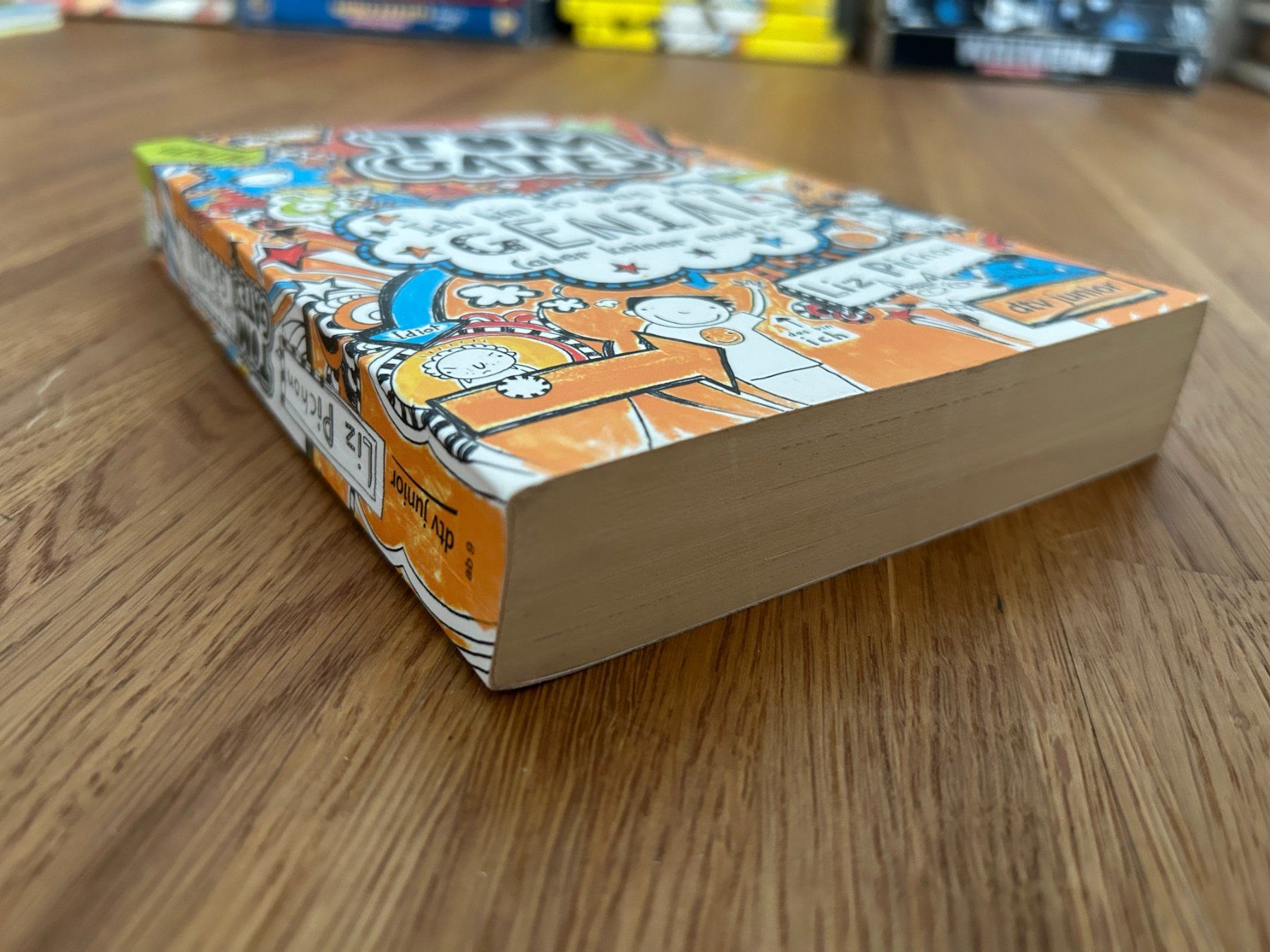 Libri: Buch Tom Gates - "Ich bin so was von GENIAL" – Usato da Küsnacht ZH venduto da filo_fila8700 2