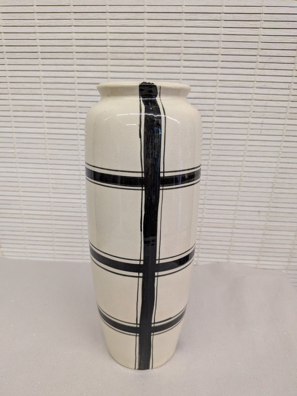Vasi & Recipienti: Keramik Vase mit schwarzen Streifen Karomuster – Usato da Emmen venduto da magelan