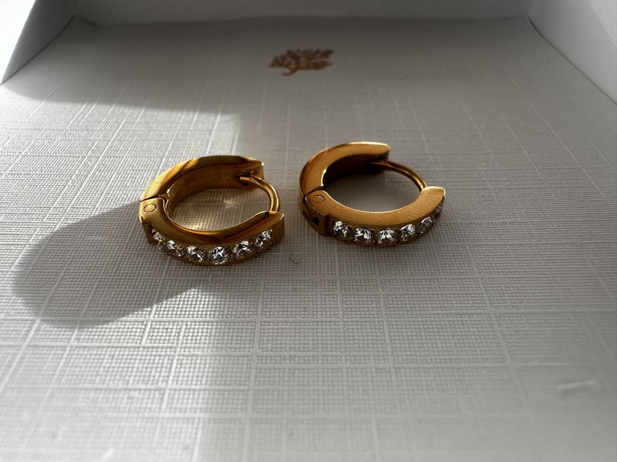 Orecchini pendenti & Orecchini a lobo: Jevaani Ohrringe Gold – Nuovo e nell'imballaggio originale da Chur venduto da a02000s 1