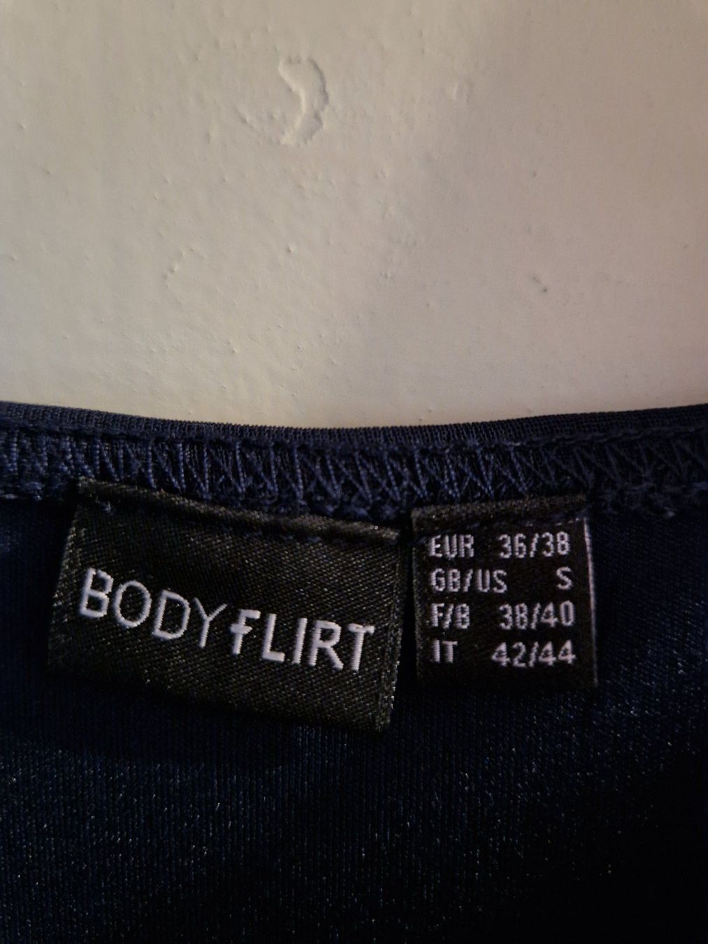 Vestiti: Cocktailkleid – Usato da Schwarzhäusern venduto da Daspi 2