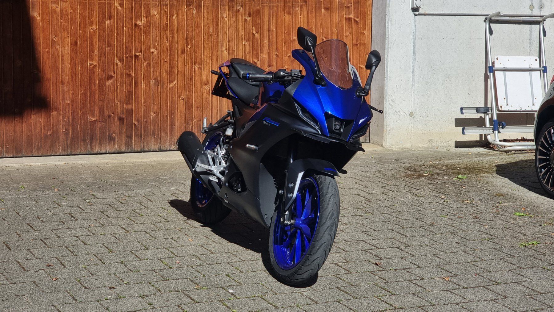 Yamaha Strada: Yamaha YZF R-125 | Icon Blue | 9898 Km | Ab MFK – Nuovo (secondo la descrizione) da Wölflinswil venduto da LucaH07 2