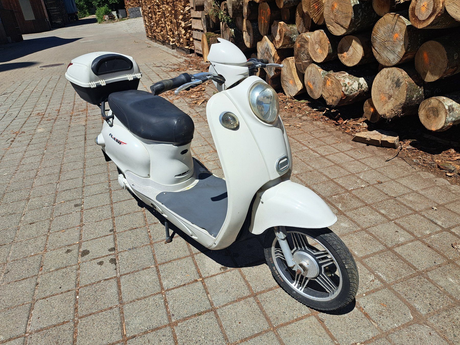 Scooter: Flash E-Roller E-Scooter 20/25km/h Bastler 48V Lieferung – Difettoso da Hallau venduto da ZIEGLER-Motorhandel 9