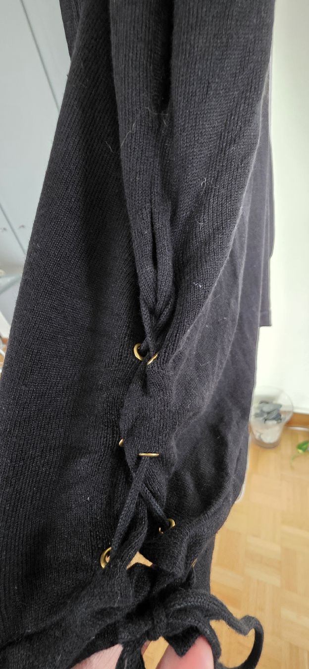 Gilet & Giacche senza maniche: Gilet Marque Sandro Taille 2 noir – Usato da Yverdon-les-Bains venduto da van_dq65 6