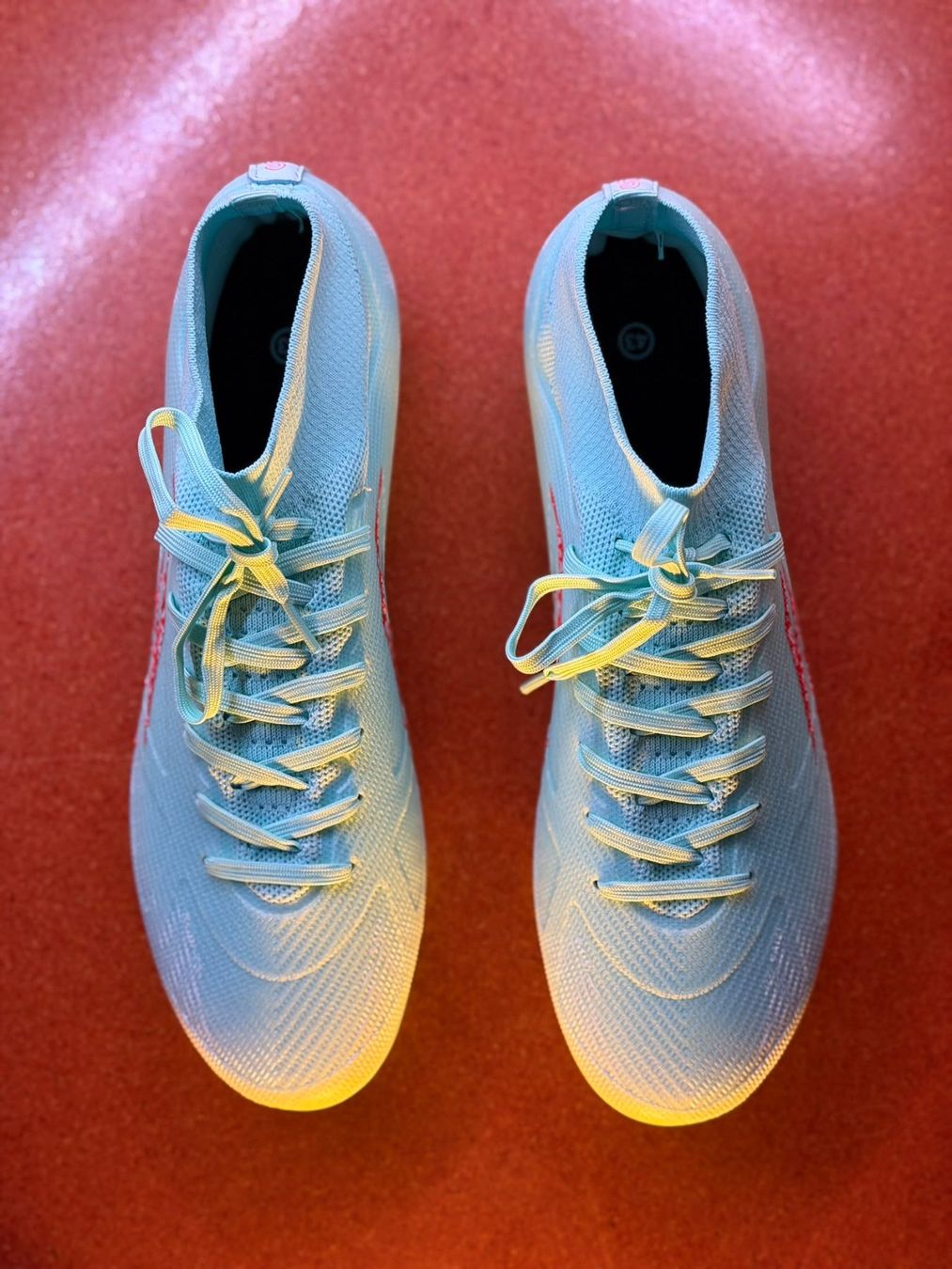 Herrenschuhe: Fußballschuhe FG Nockenschuhe – Neu und originalverpackt aus Laufen von SAIBI 2