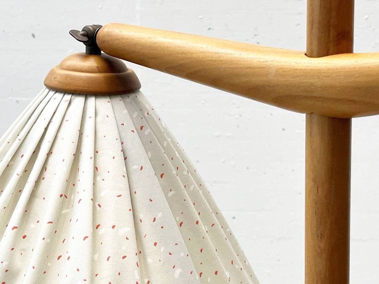 Temde Leuchten Lampade: Lampada da terra Temde in faggio, anni '60 – Usato da Locarno venduto da MoeGe_Locarno 5