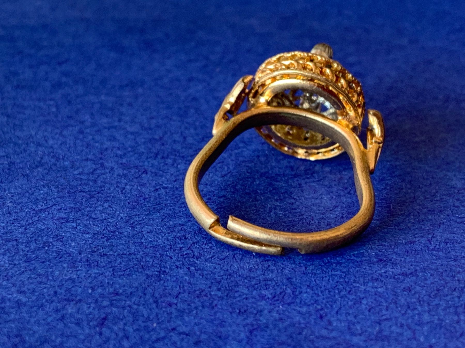 Anelli: Vergoldeter Ring Tempelblume (54) – Usato da Laufen venduto da Bellebellezza 9