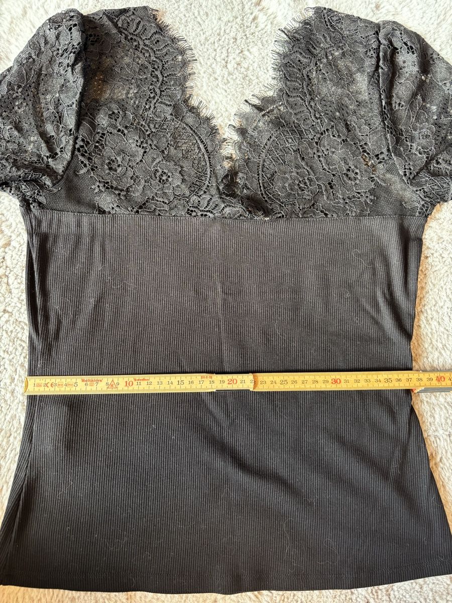 Morgan Top: Top Morgan dentelle noir taille M – Nuovo (secondo la descrizione) da Dotzigen venduto da SecondHandGems 5