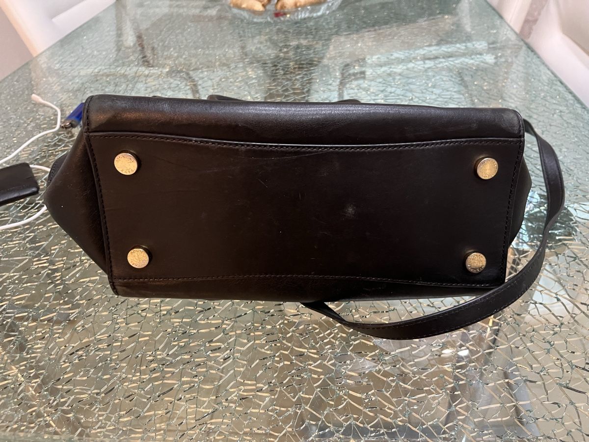 Borse da donna: Sac Michael Kors en cuir noir – Usato da Genève venduto da Beyond-Time-Geneve 4