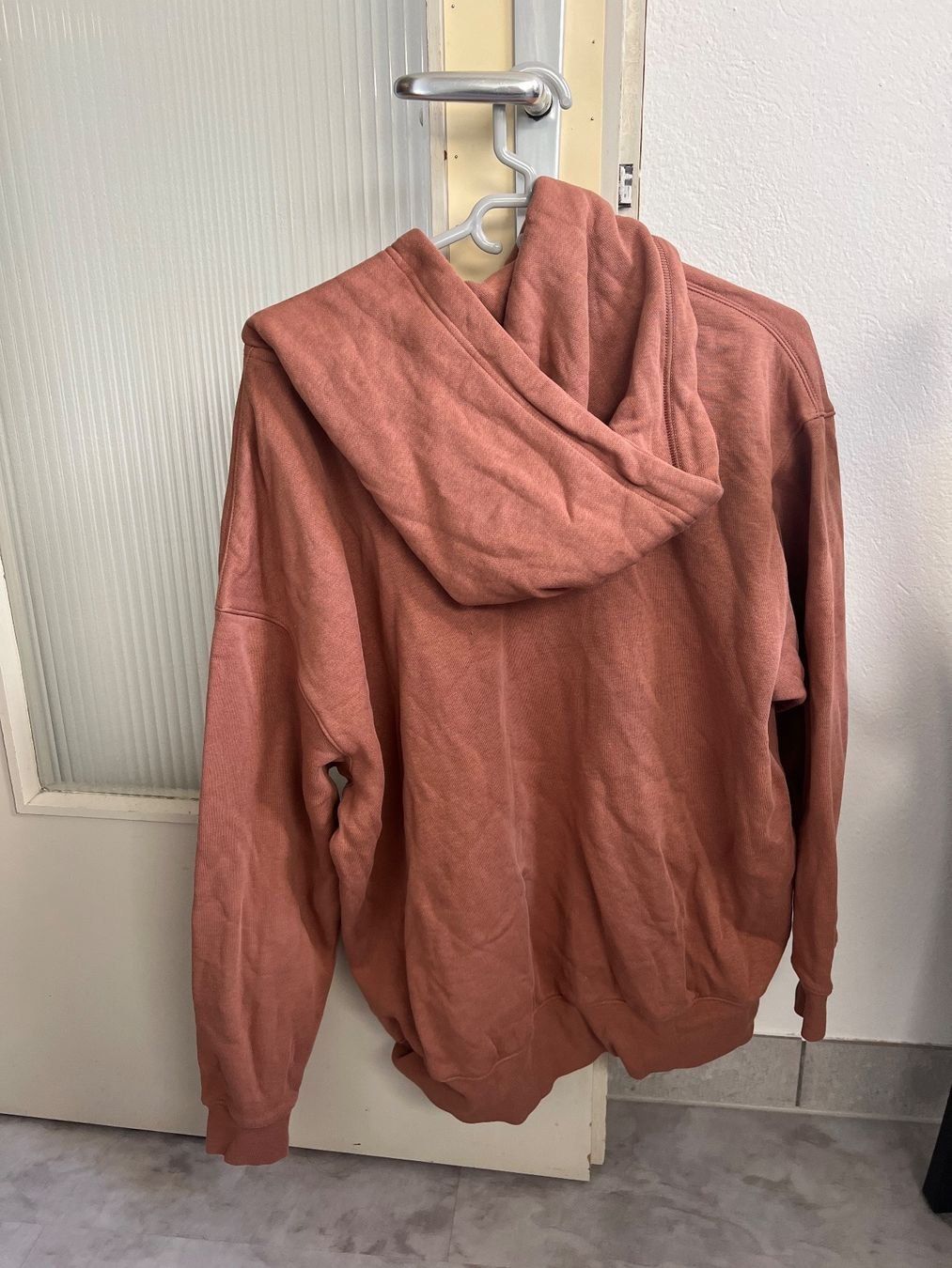 Nike Maglioni & Felpe: Nike Hoodie – Usato da Eggiwil venduto da kariiina 1