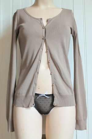 Benetton * STRICKJACKE / Cardigan aus Feinstrick  36  S