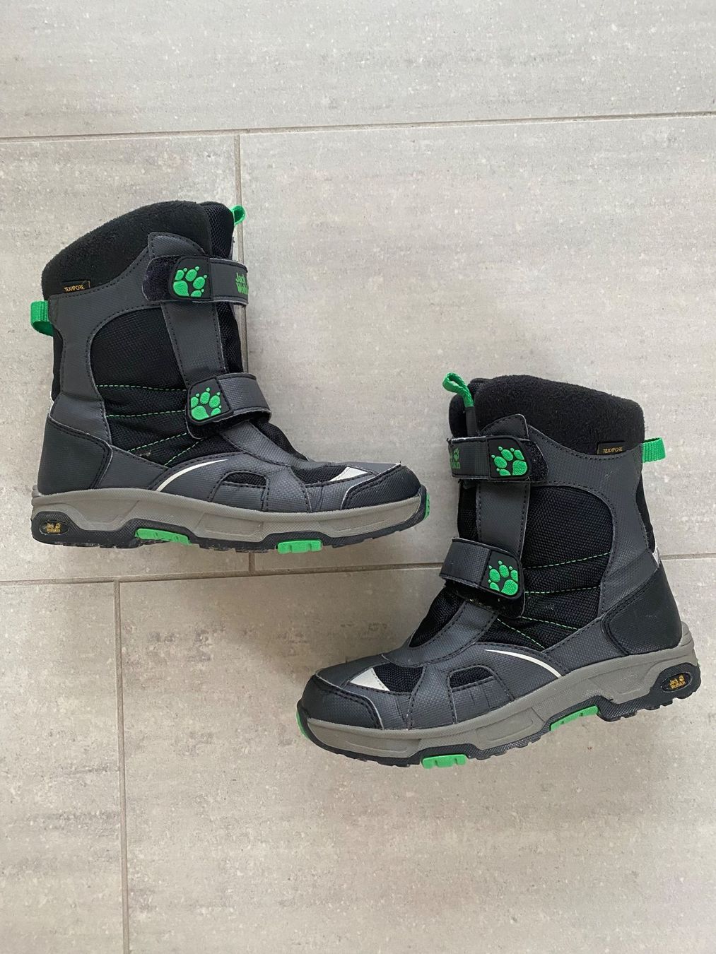 Jack Wolfskin Scarpe per ragazzi: Jack Wolfskin Winterschuhe in Grösse 34 – Usato da Uetikon am See venduto da cristalllina