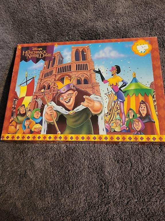 Disney Puzzle: Puzzle Disney - Notre Dame de Paris – Usato da Penthalaz venduto da cel_zv7p