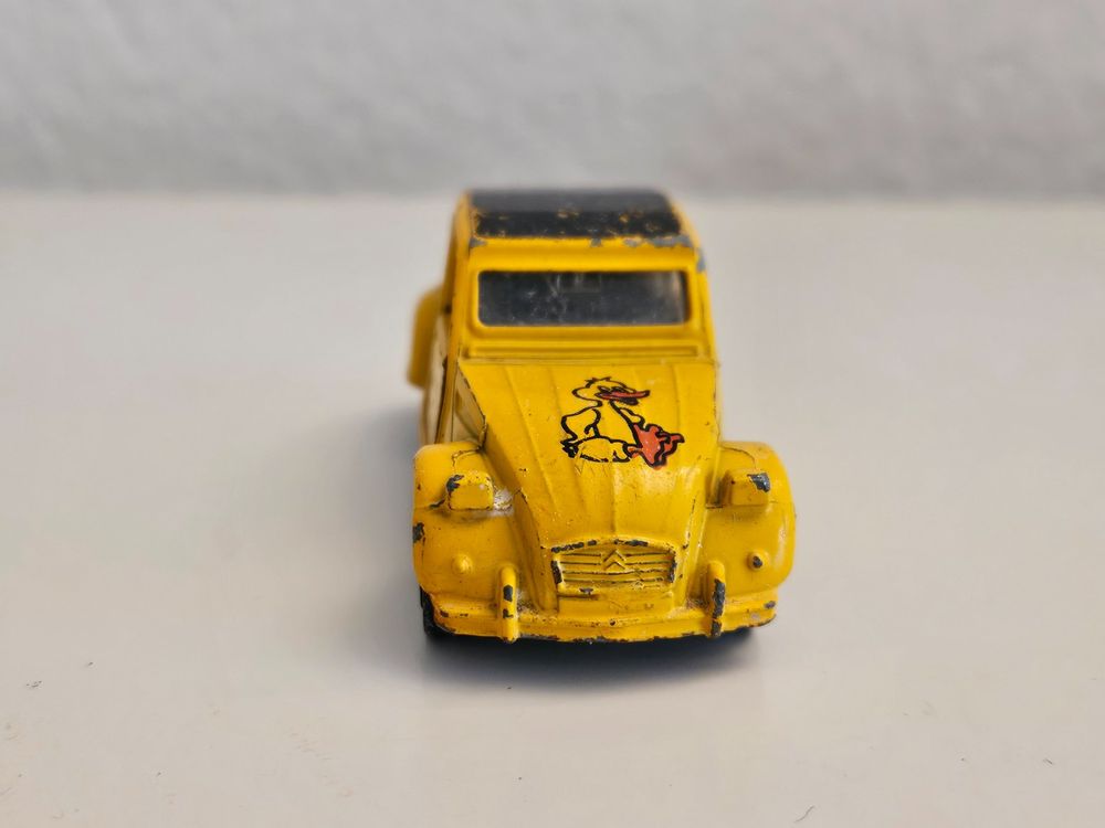 Shop für gebrauchte Modellautos - Citroen 2 CV 6 Ente offen blau