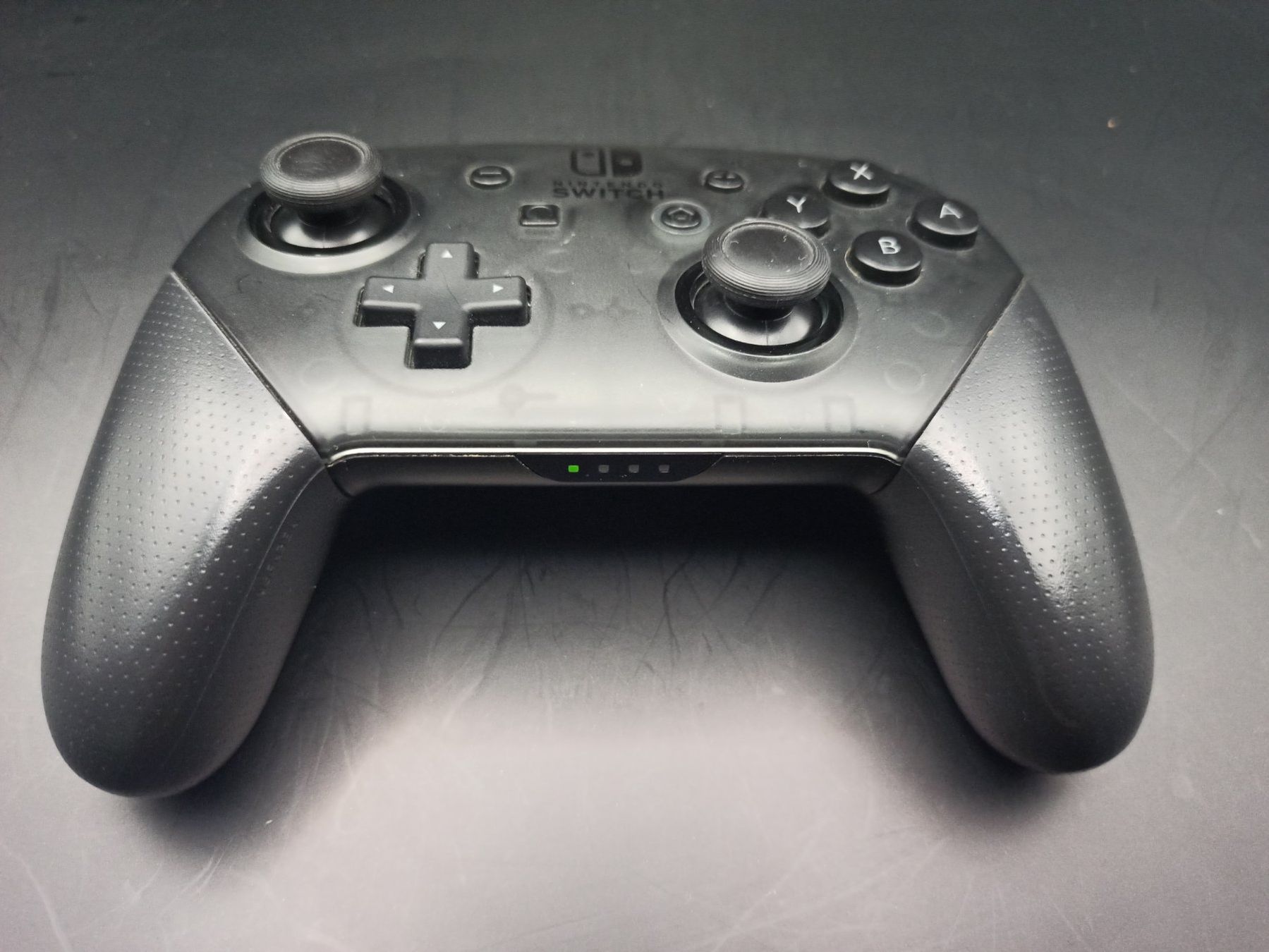 Controller: Original Nintendo Switch Pro Controller NSW – Gebraucht aus Oberweningen von mar_87mx