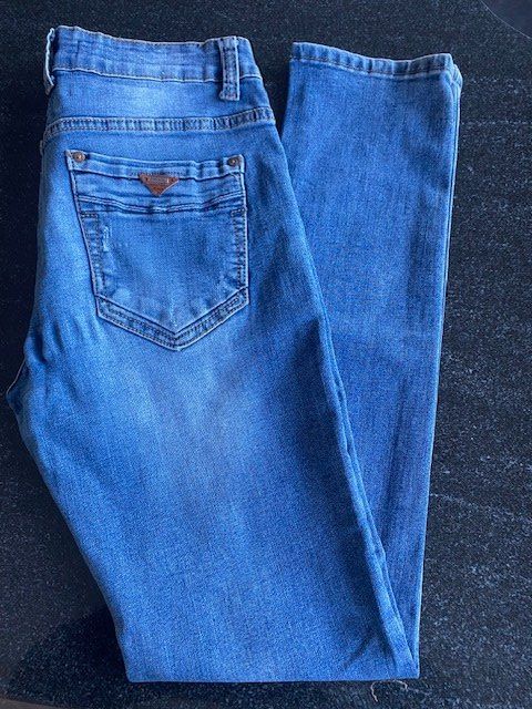 Jeans: blaue Jeans, Gr. 40 – Gebraucht aus Ergisch von July64
