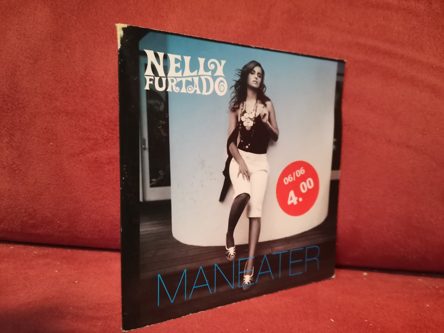 CDs: CD Single Nelly Furtado Maneater – Gebraucht aus Zofingen von noise123